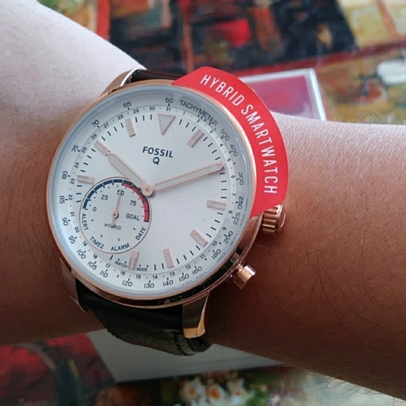 fossil hybrid goodwin